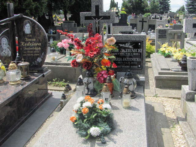 Grób Maria Jazienicka