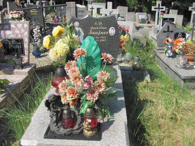 Grób Jarosław Szajner