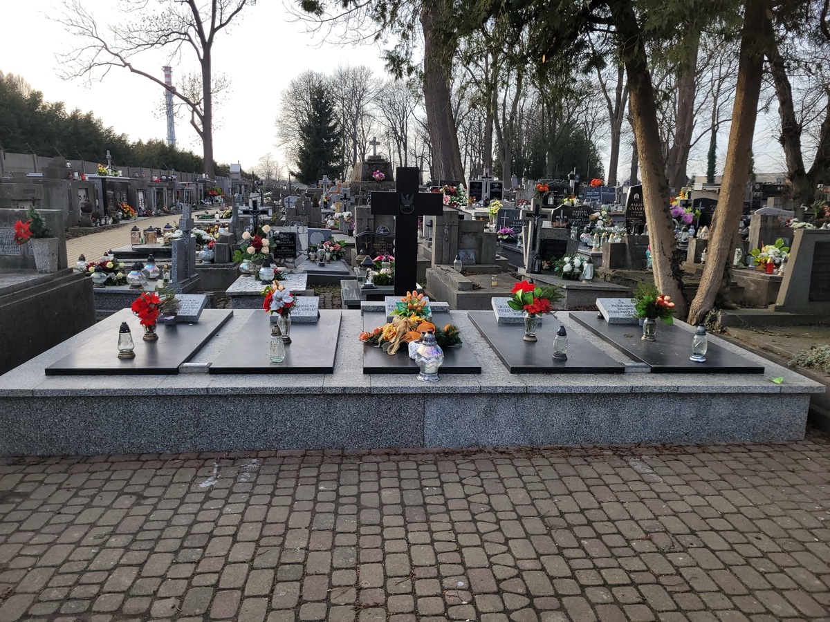 Zbigniew Konopacki Jarosław - Grobonet - Wyszukiwarka osób pochowanych