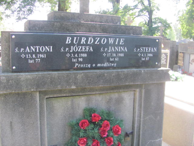 Józefa Burdzy 1889 Jarosław - Grobonet - Wyszukiwarka osób pochowanych