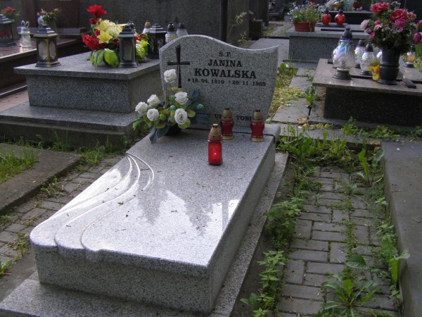 Janina Kowalska 1910 Jarosław - Grobonet - Wyszukiwarka osób pochowanych